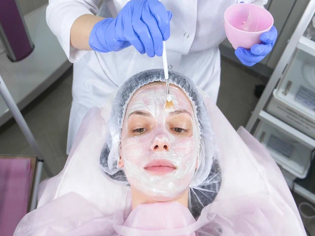 Award in Skin Peeling - CIBTAC Level 4 related image